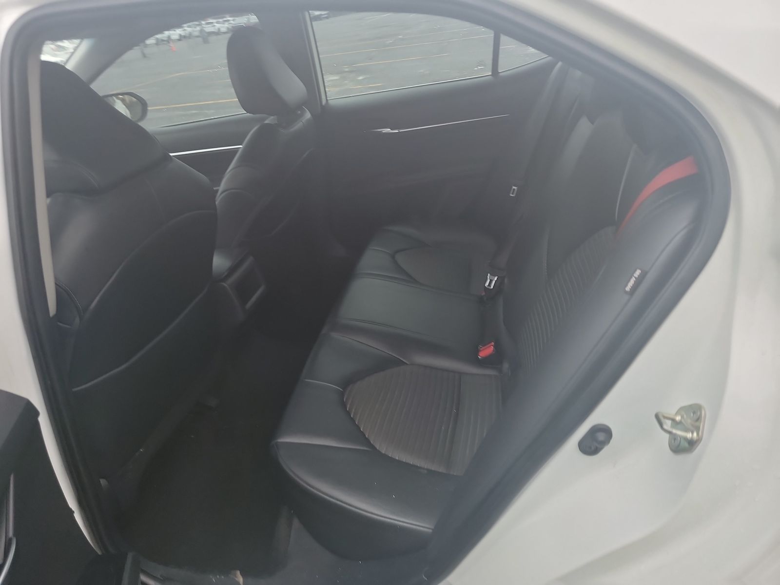 2020 Toyota Camry SE FWD