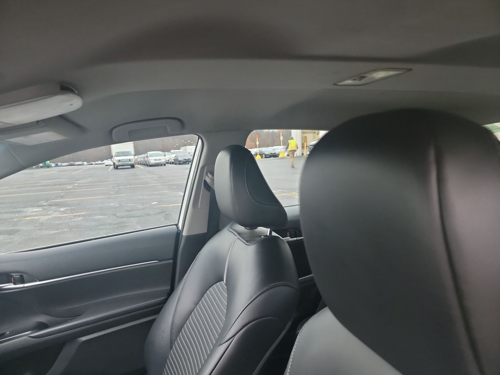 2020 Toyota Camry SE FWD