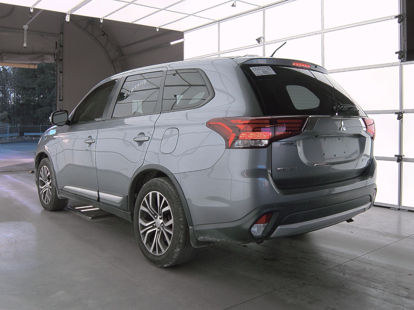 2016 Mitsubishi Outlander SE FWD