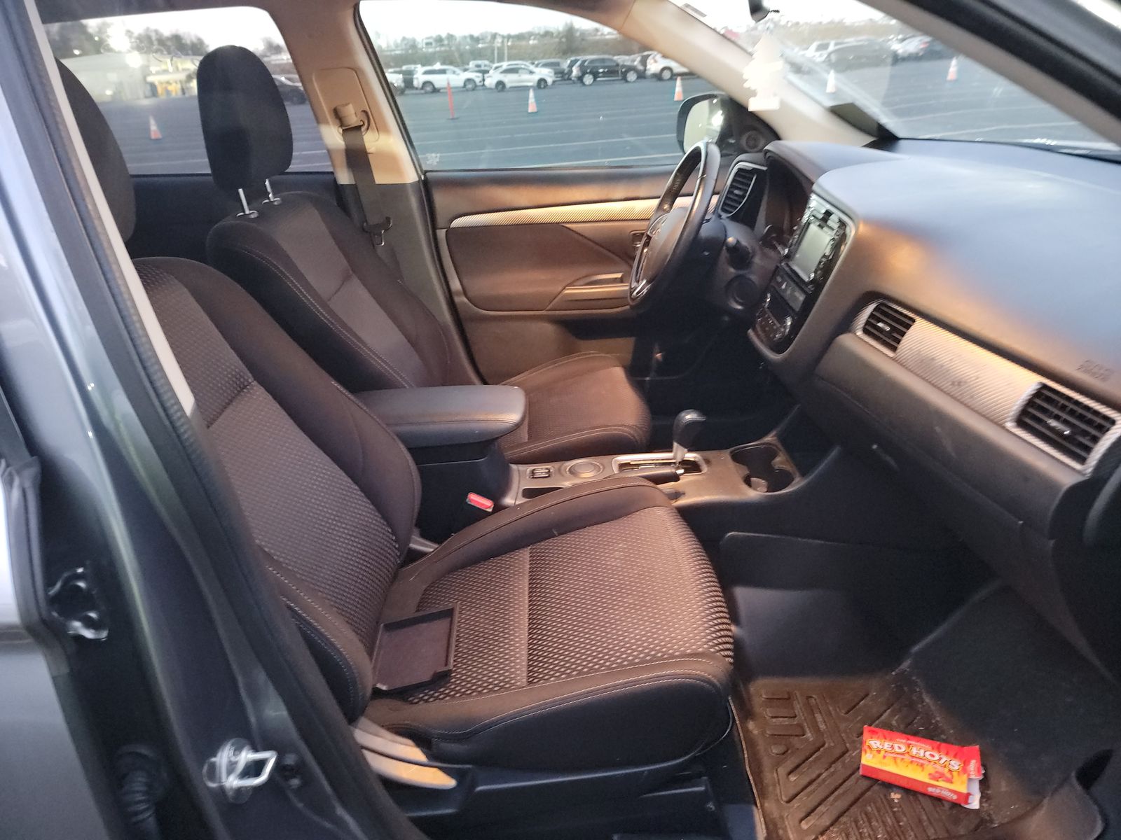 2016 Mitsubishi Outlander SE FWD