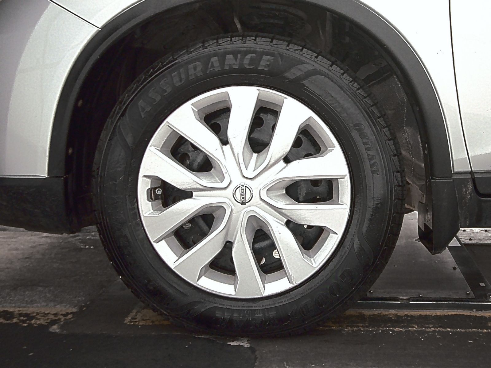 2016 Nissan Rogue S FWD