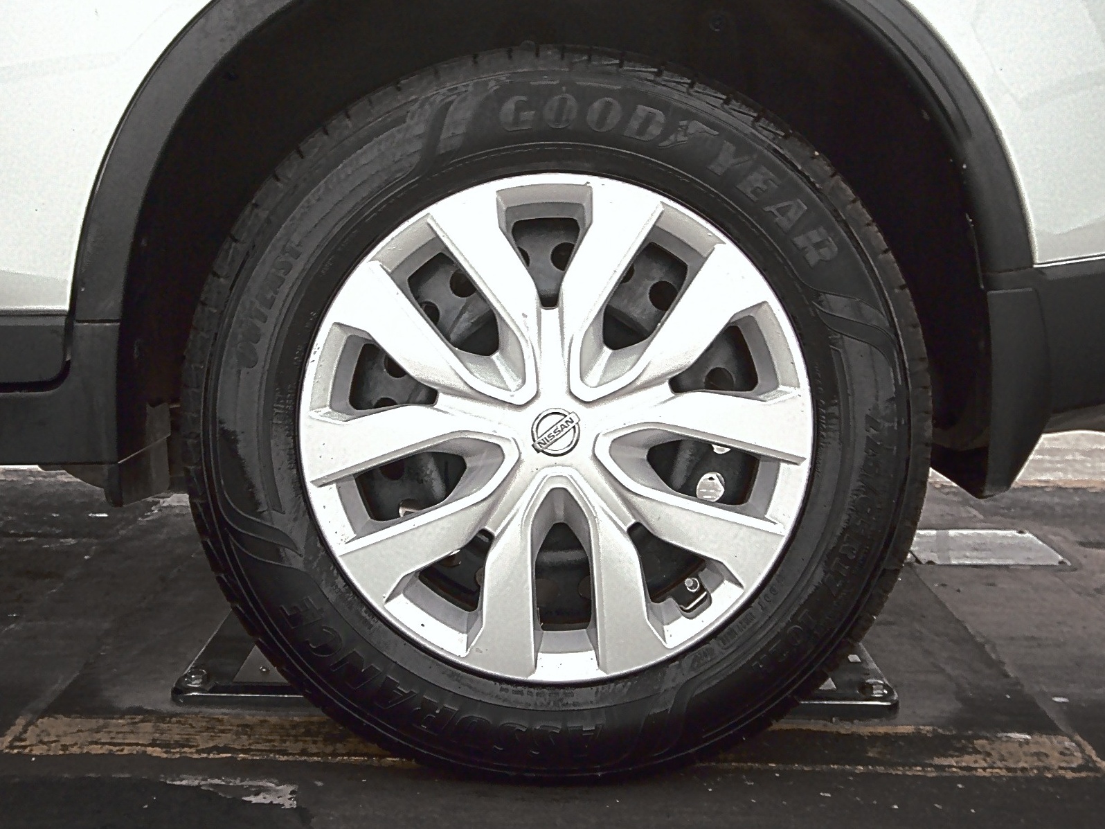 2016 Nissan Rogue S FWD