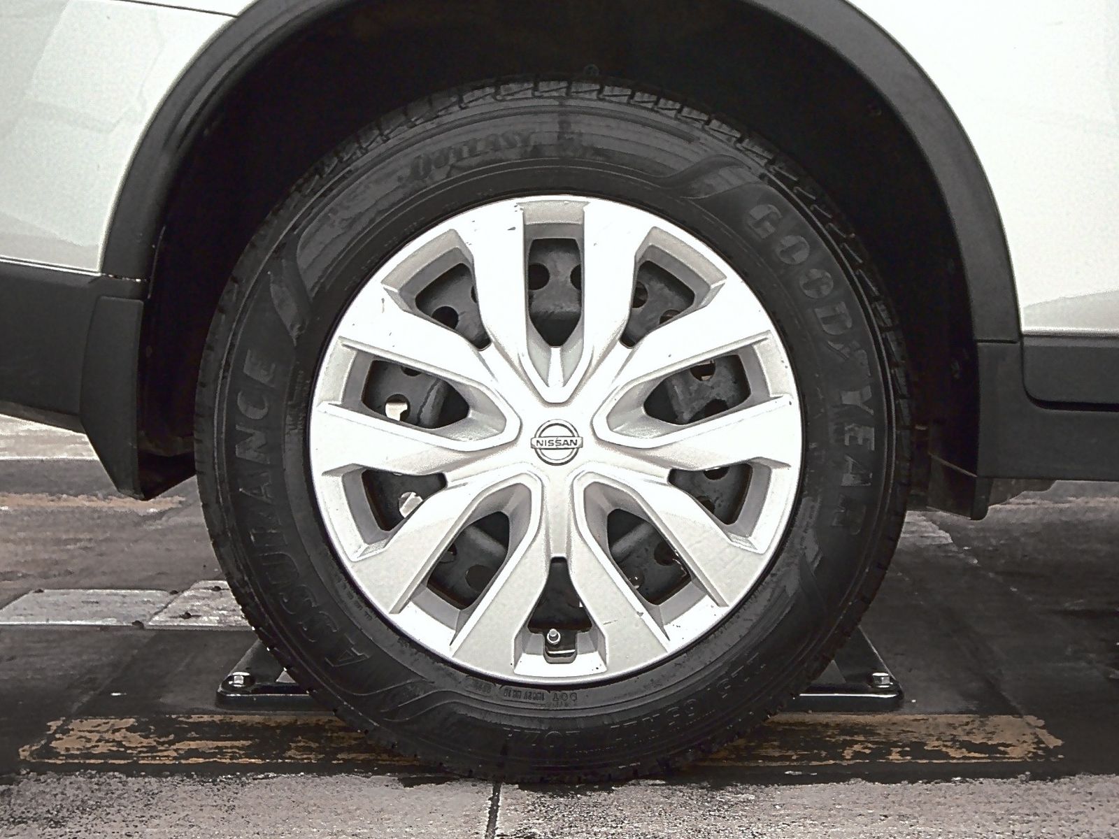 2016 Nissan Rogue S FWD