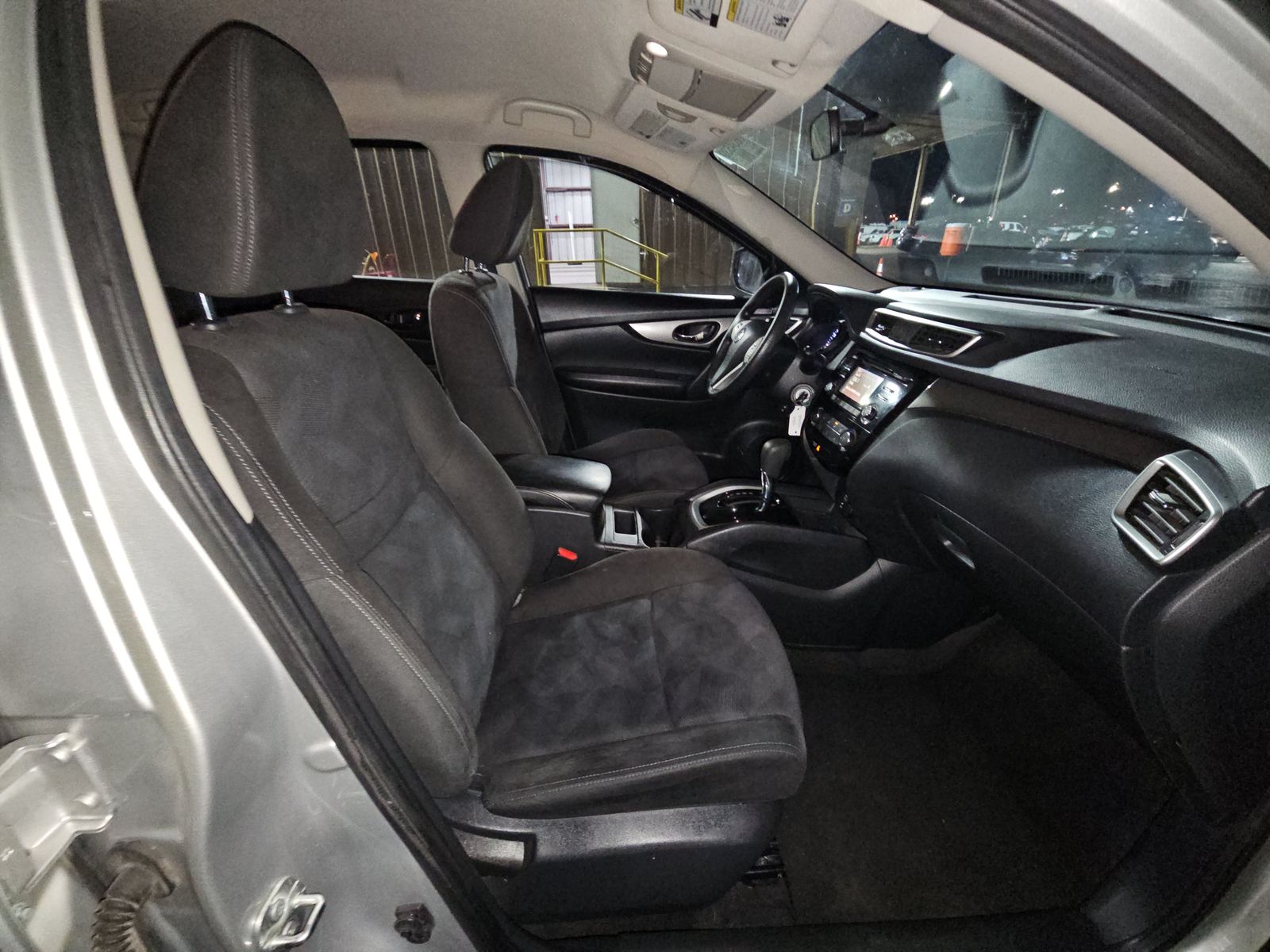 2016 Nissan Rogue S FWD