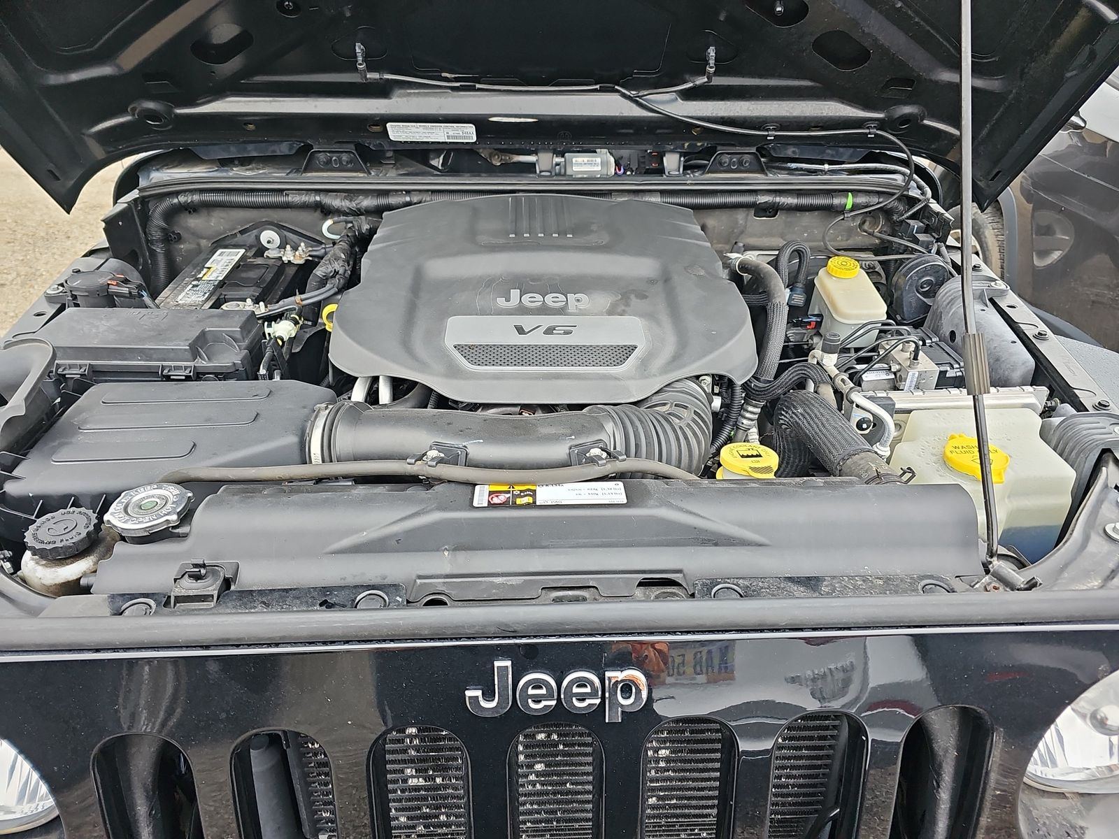 2014 Jeep Wrangler SPORT AWD