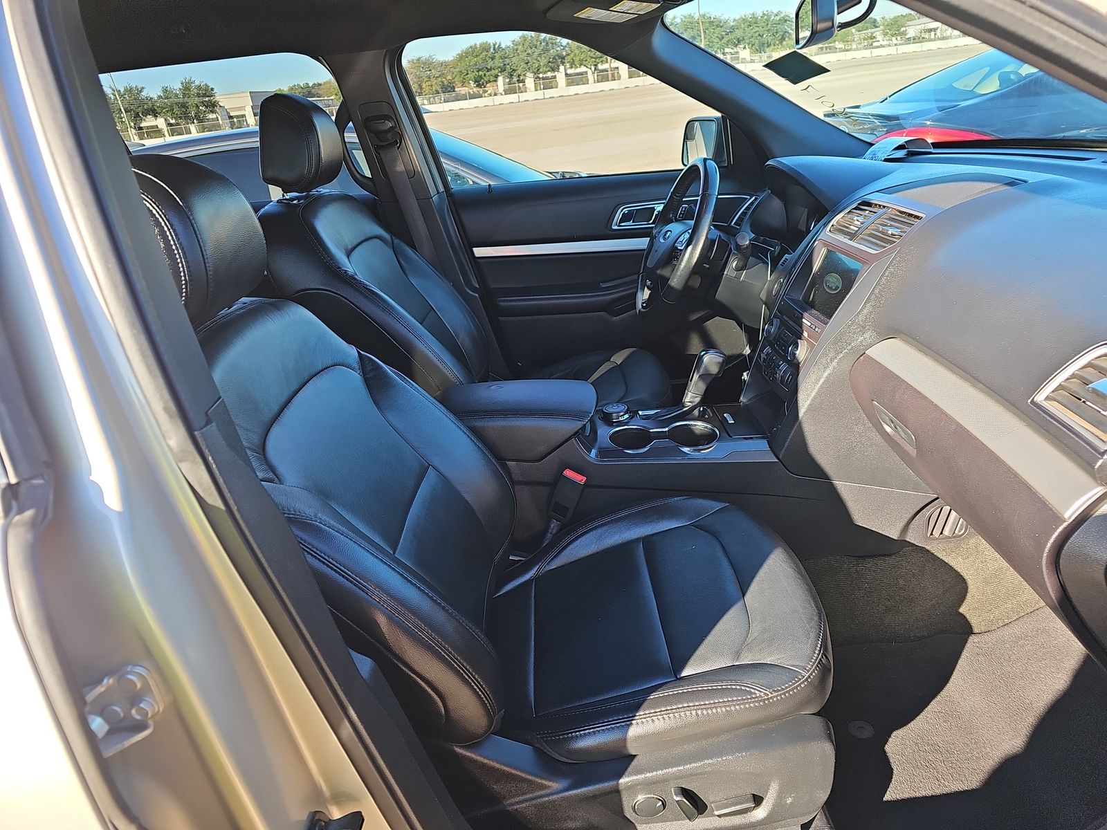 2017 Ford Explorer XLT AWD