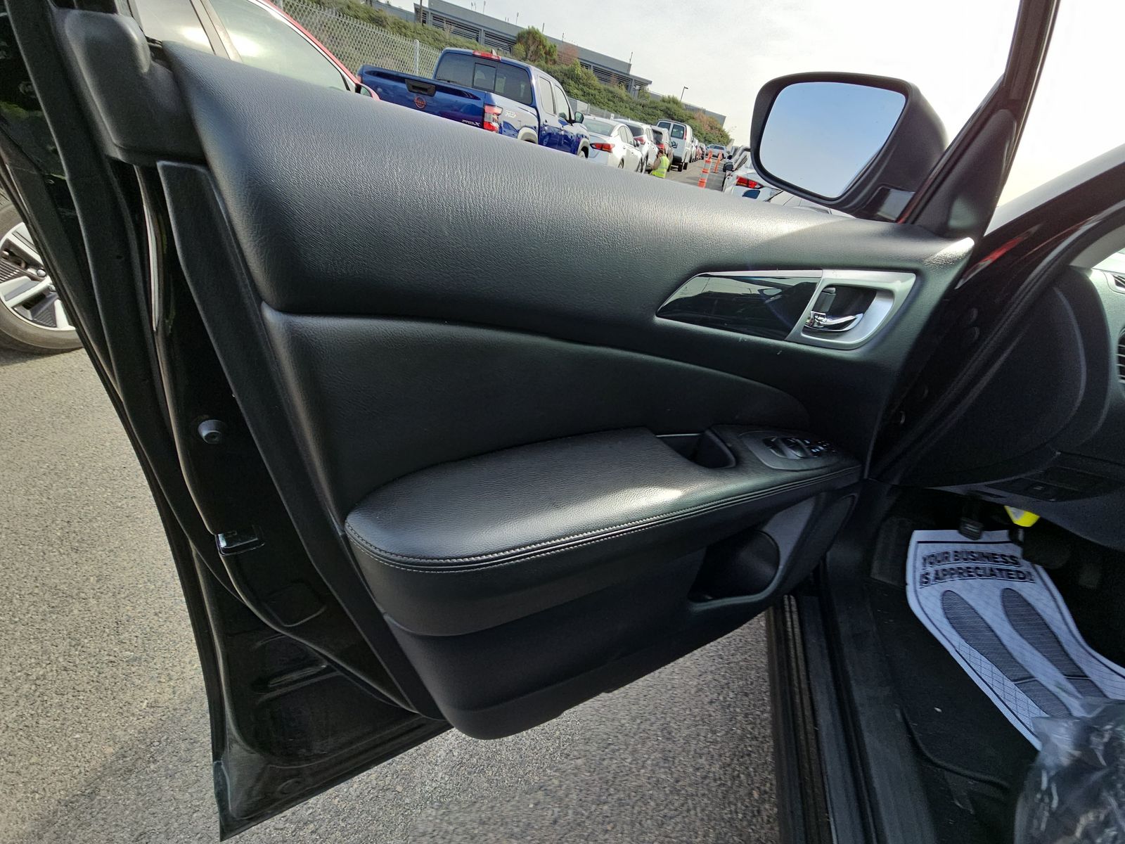 2019 Nissan Pathfinder S FWD