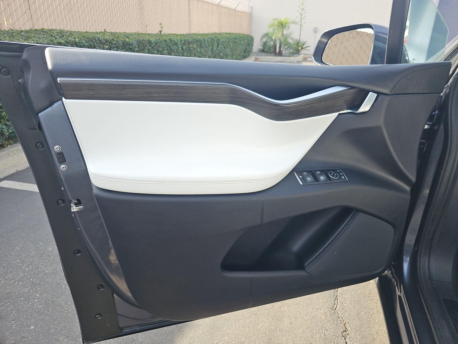 2016 Tesla Model X 90D AWD