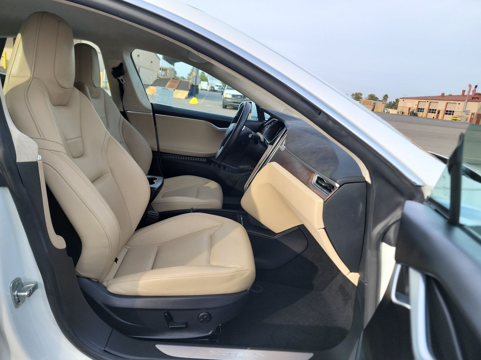 2016 Tesla Model S 75 RWD