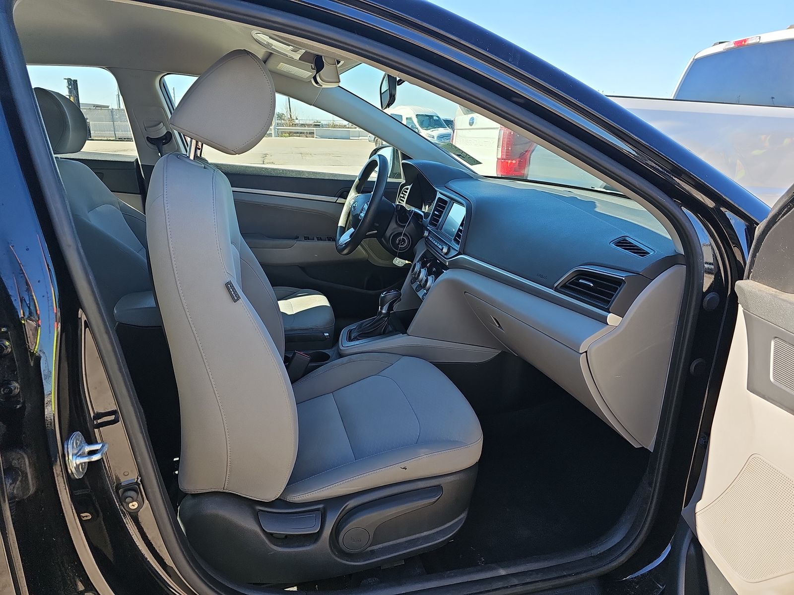 2019 Hyundai Elantra SEL FWD