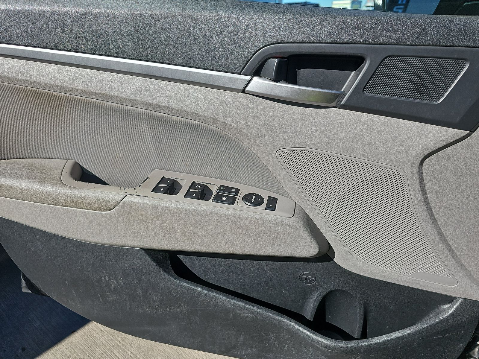 2019 Hyundai Elantra SEL FWD