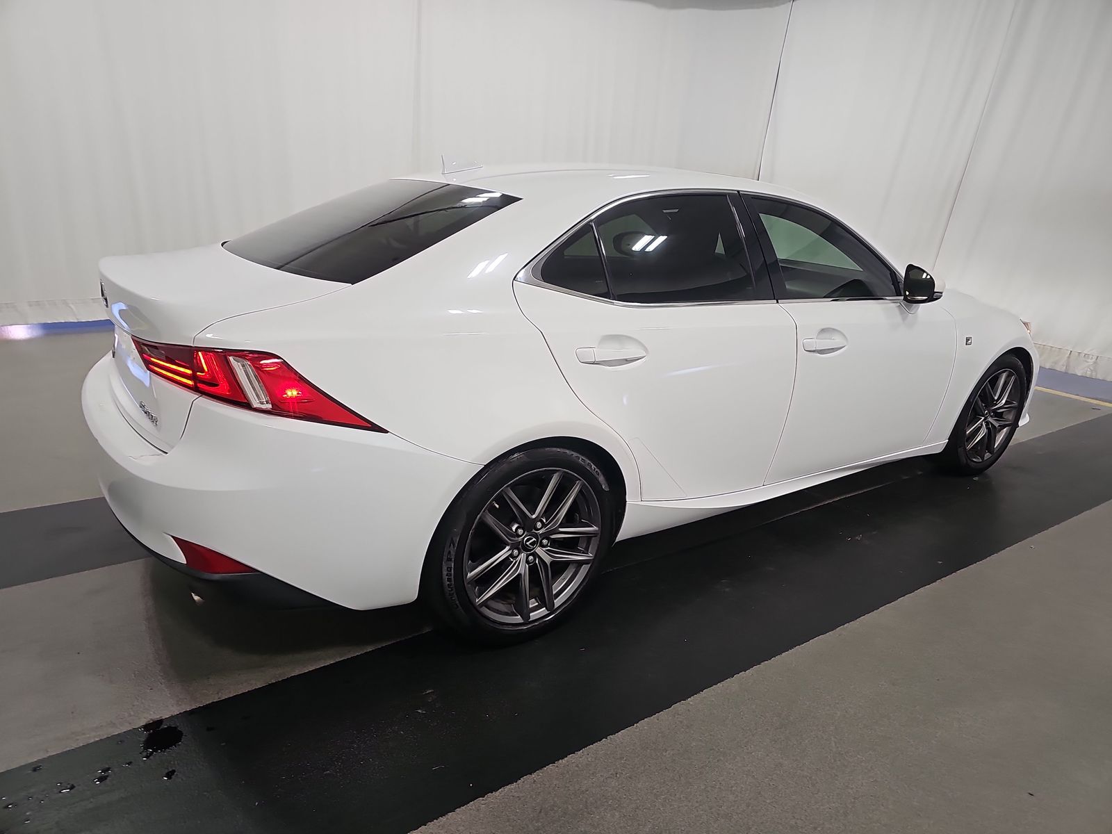 2016 Lexus IS  RWD