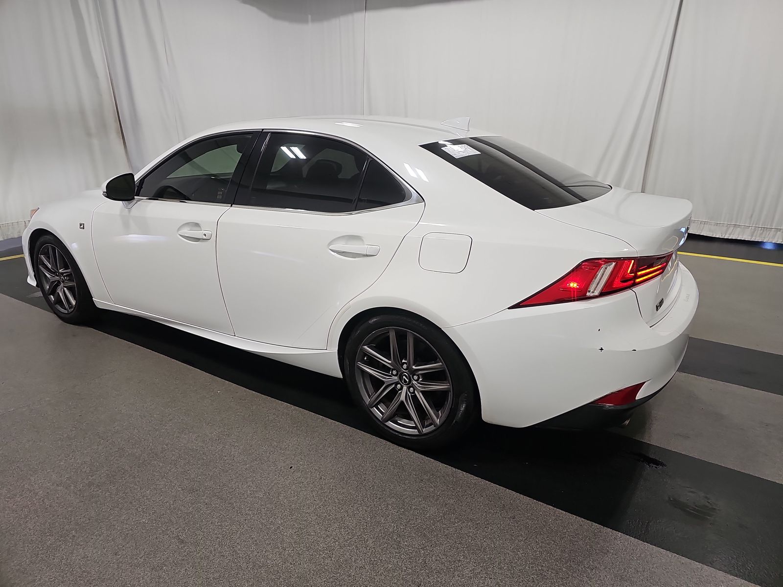 2016 Lexus IS  RWD