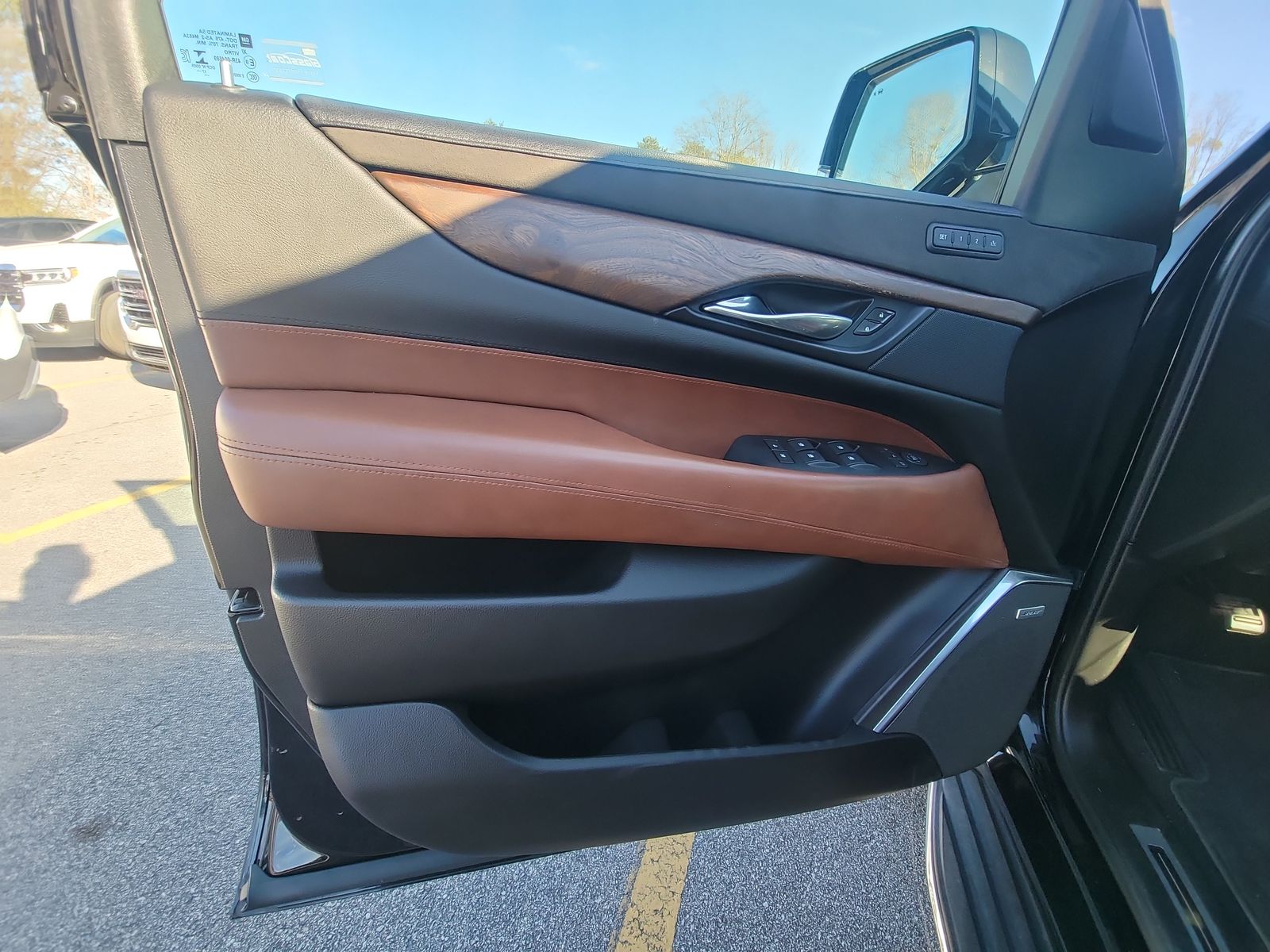 2018 Cadillac Escalade LUXURY AWD