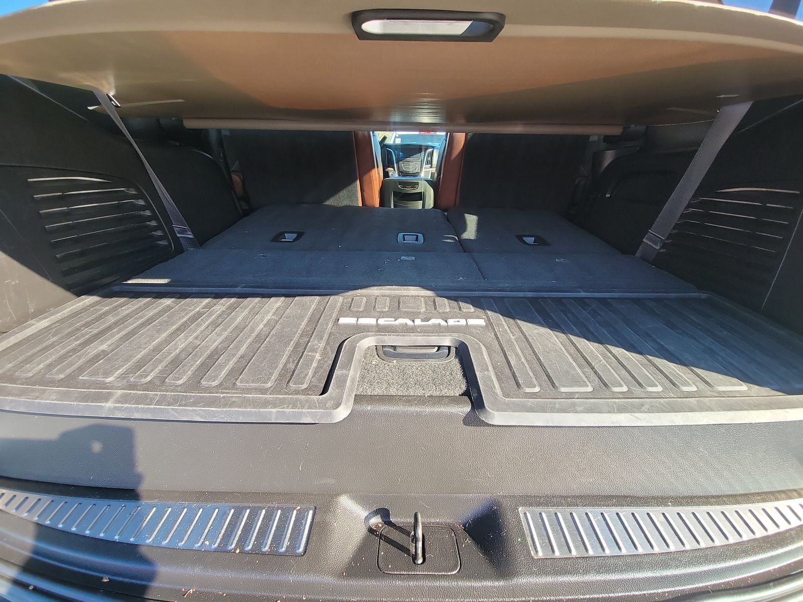 2018 Cadillac Escalade LUXURY AWD