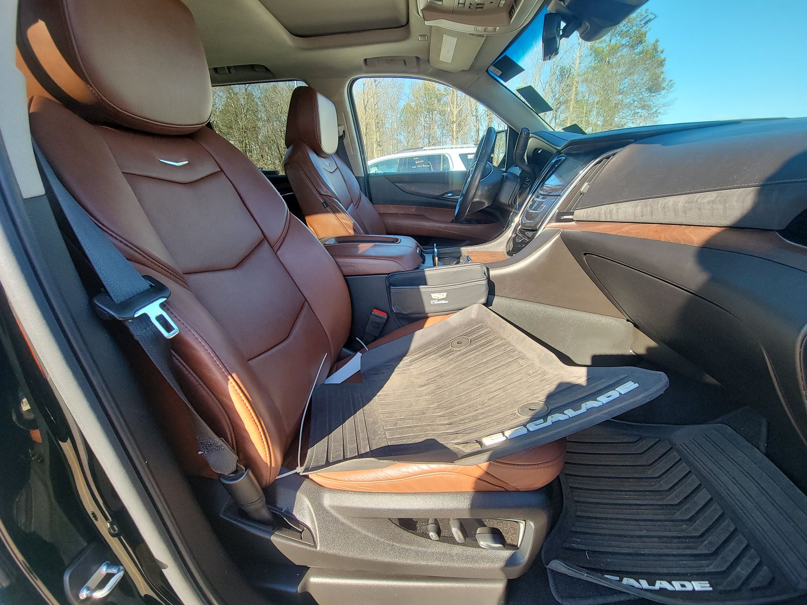 2018 Cadillac Escalade LUXURY AWD