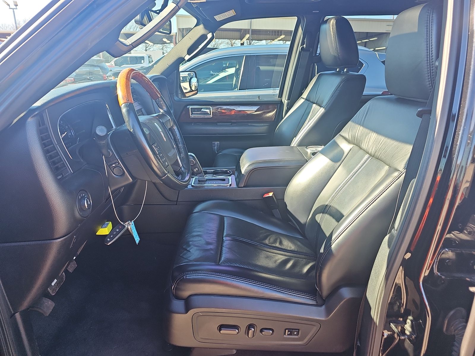 2017 Lincoln Navigator SELECT AWD