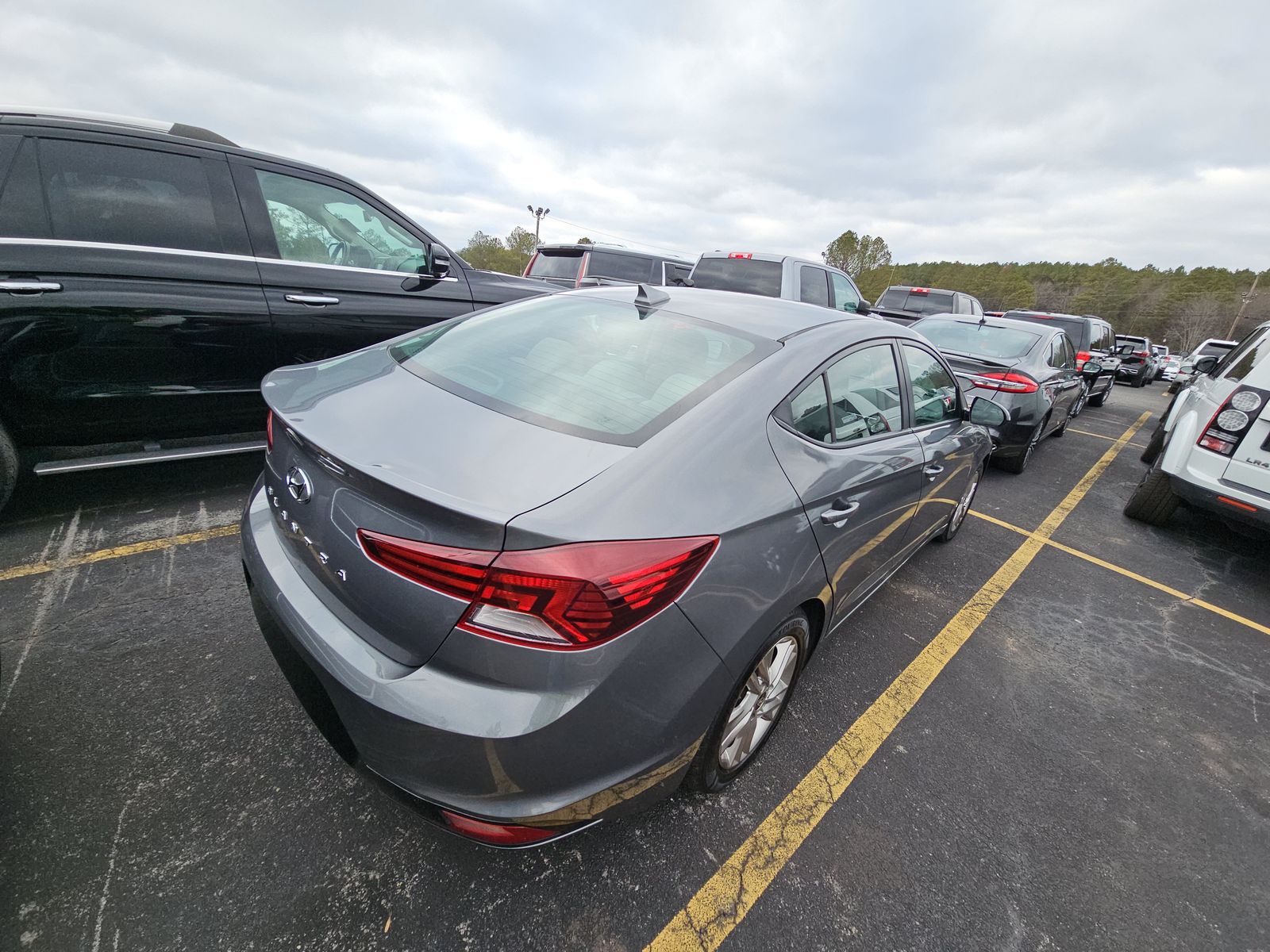 2019 Hyundai Elantra SEL FWD