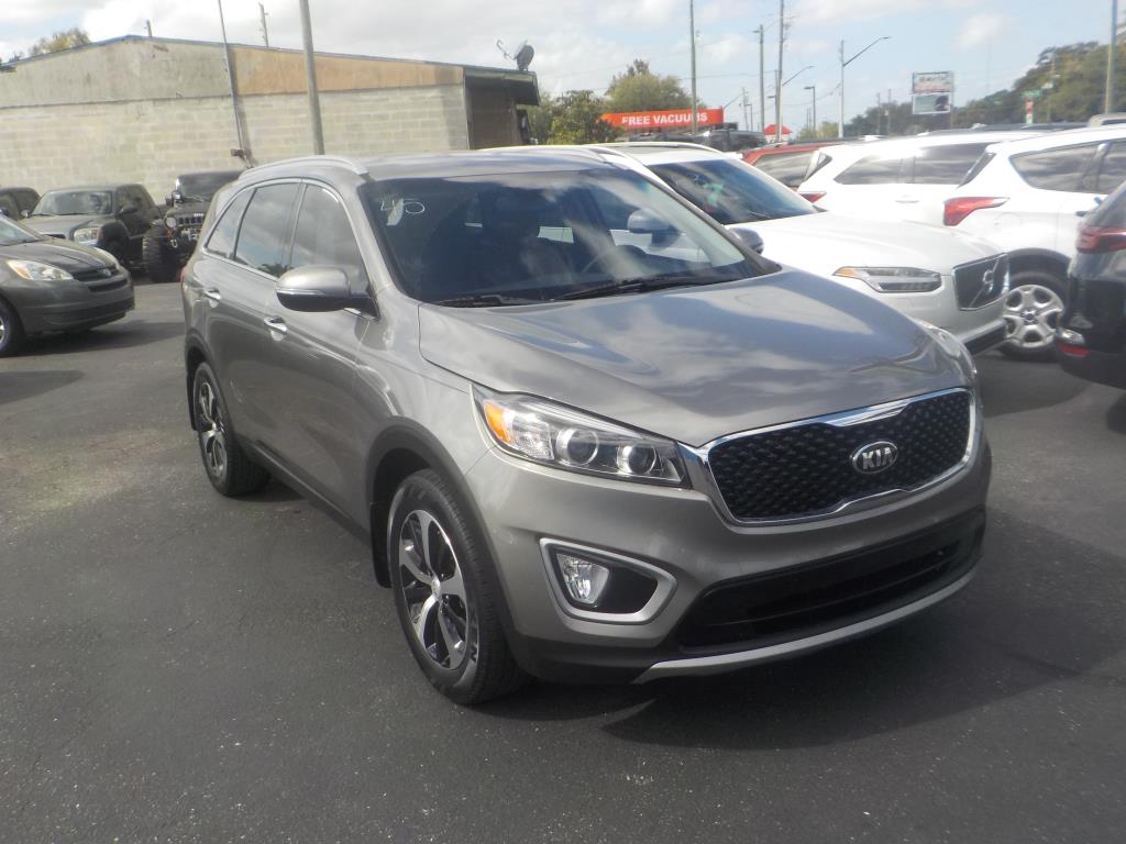2018 Kia Sorento EX V6 FWD