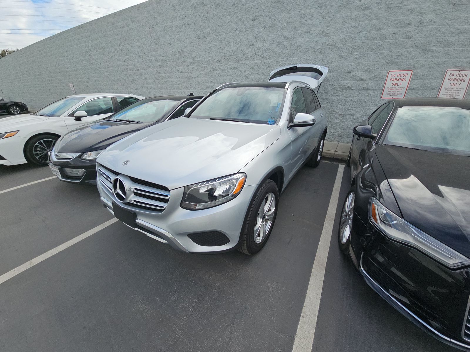 2018 Mercedes-Benz GLC GLC 300 RWD