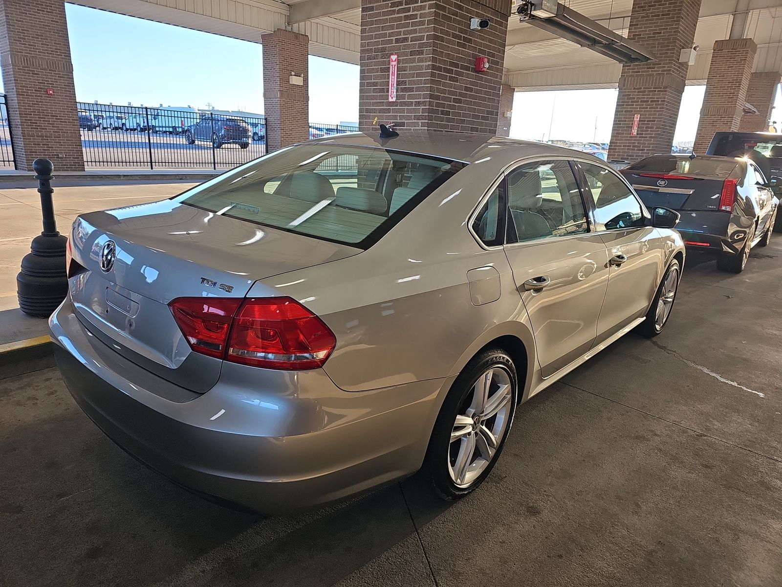 2014 Volkswagen Passat TDI SE FWD