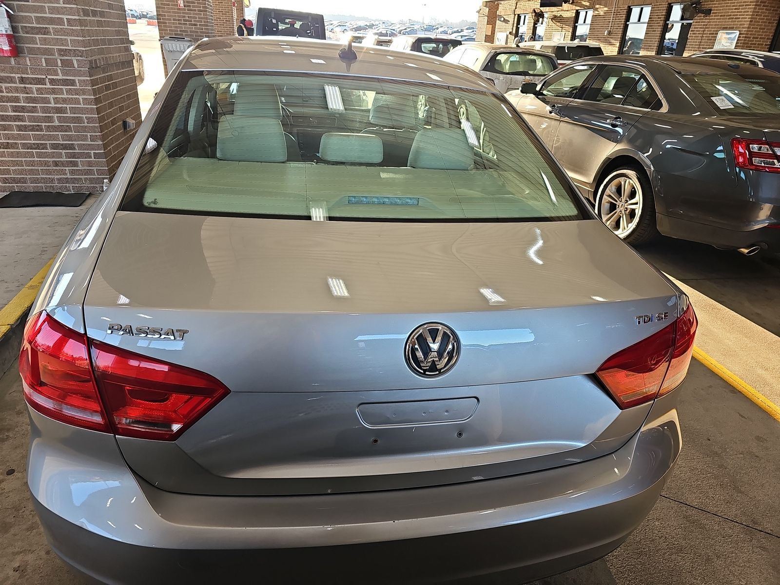 2014 Volkswagen Passat TDI SE FWD