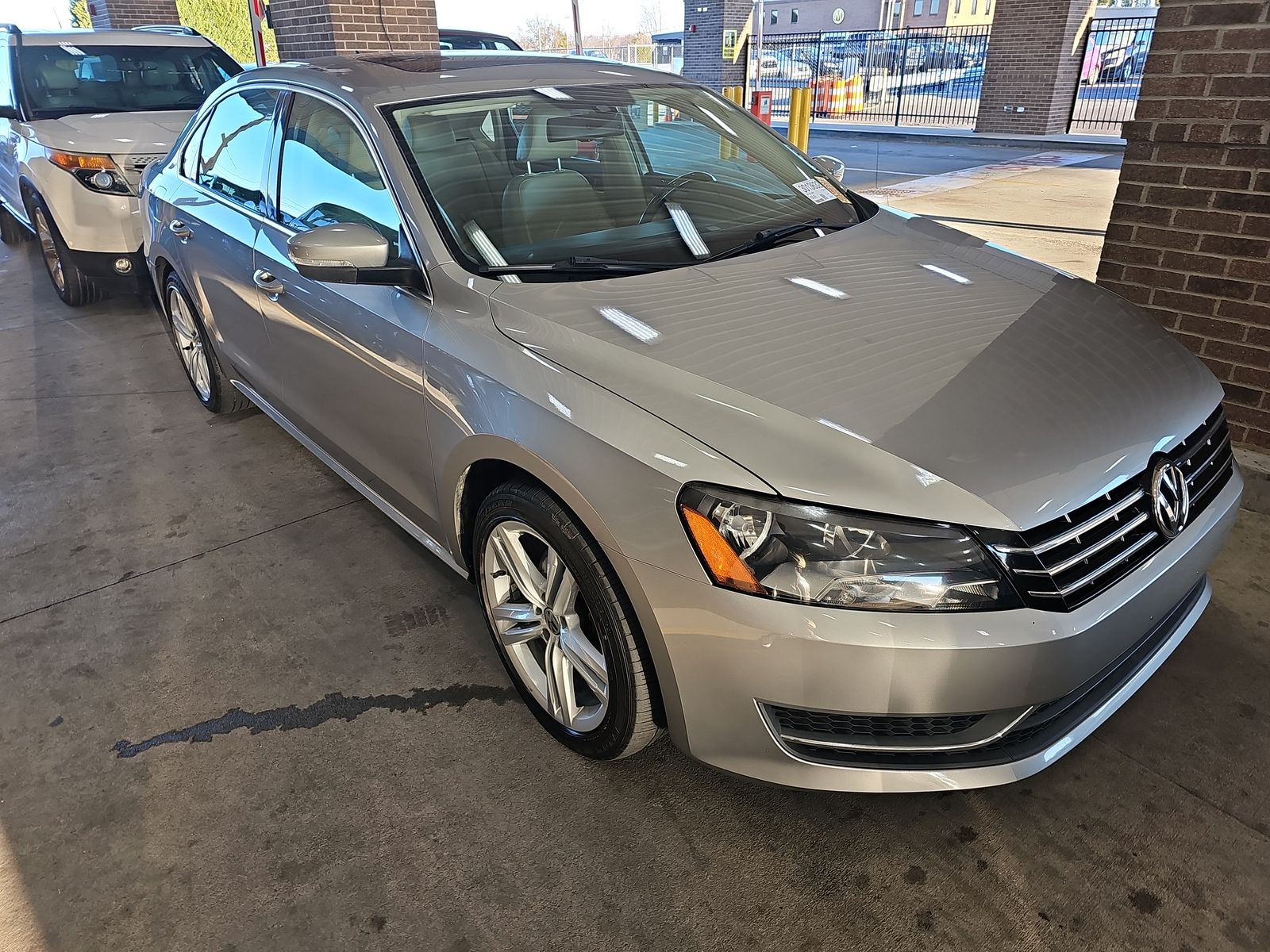 2014 Volkswagen Passat TDI SE FWD