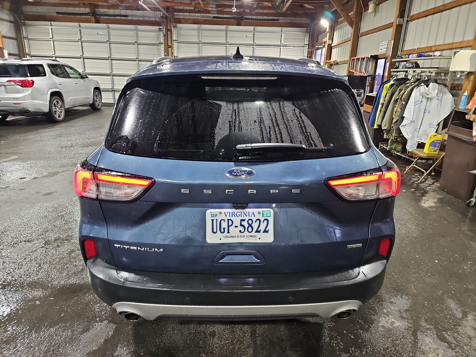 2020 Ford Escape Titanium Hybrid FWD
