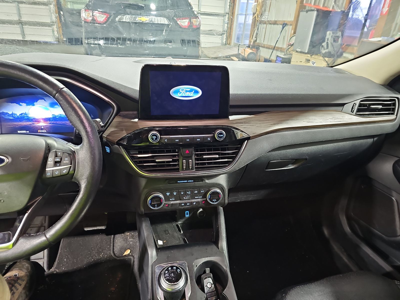 2020 Ford Escape Titanium Hybrid FWD