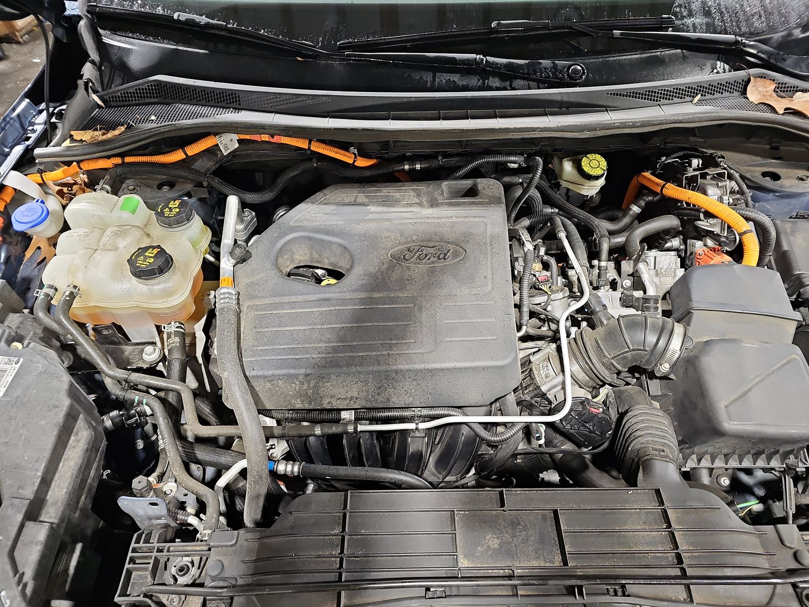 2020 Ford Escape Titanium Hybrid FWD