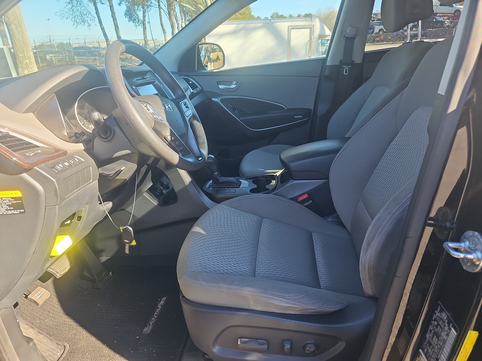 2017 Hyundai Santa Fe SE FWD