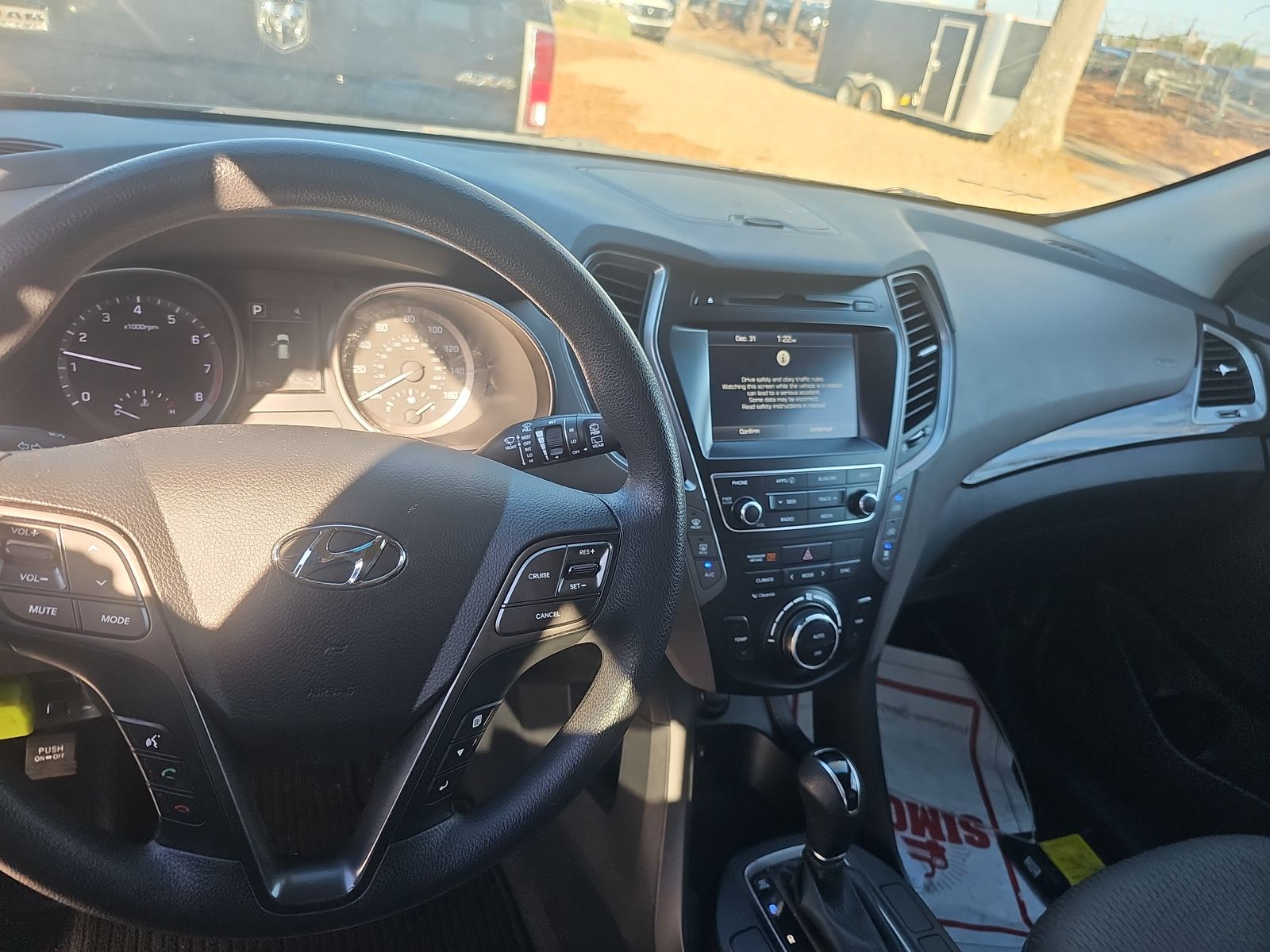 2017 Hyundai Santa Fe SE FWD