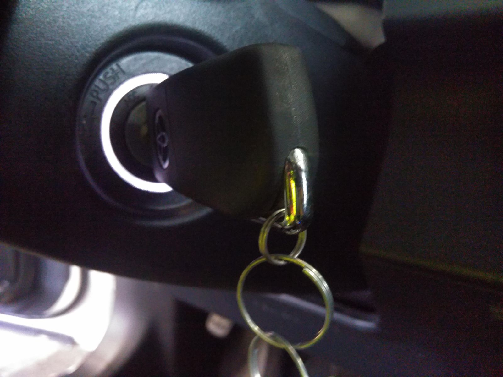 2020 Toyota Camry SE FWD