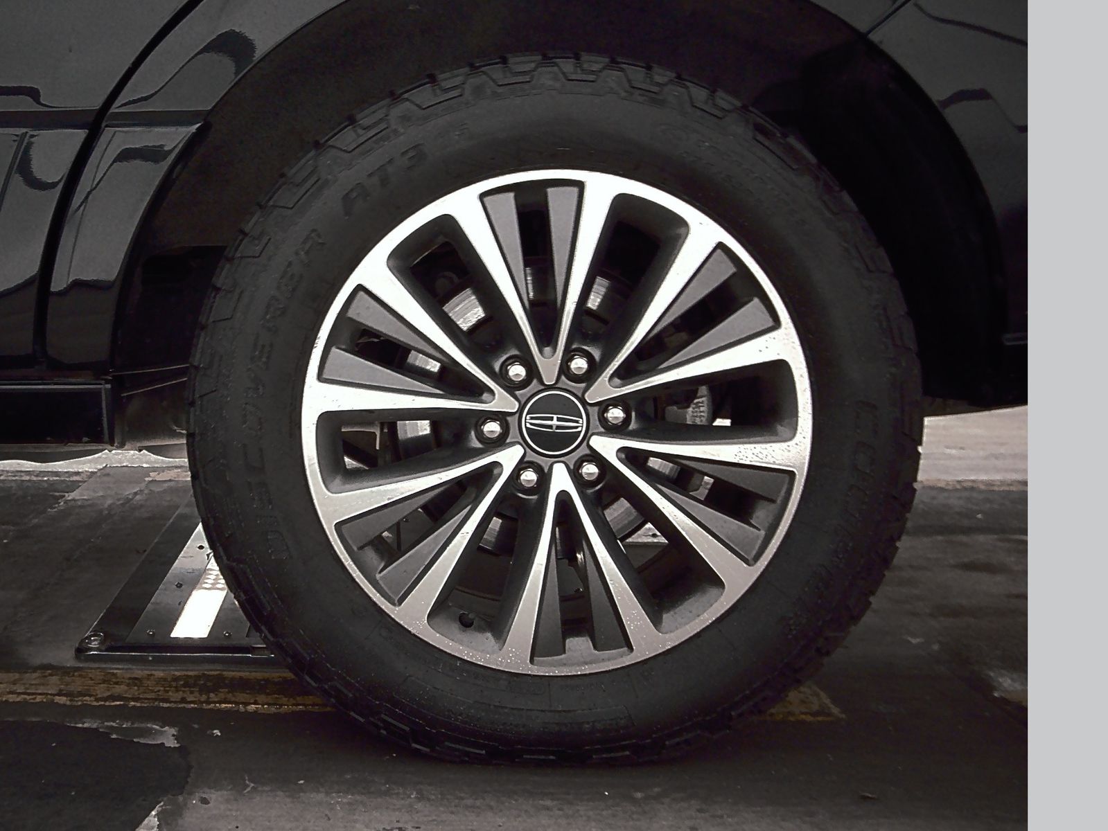 2017 Lincoln Navigator SELECT AWD