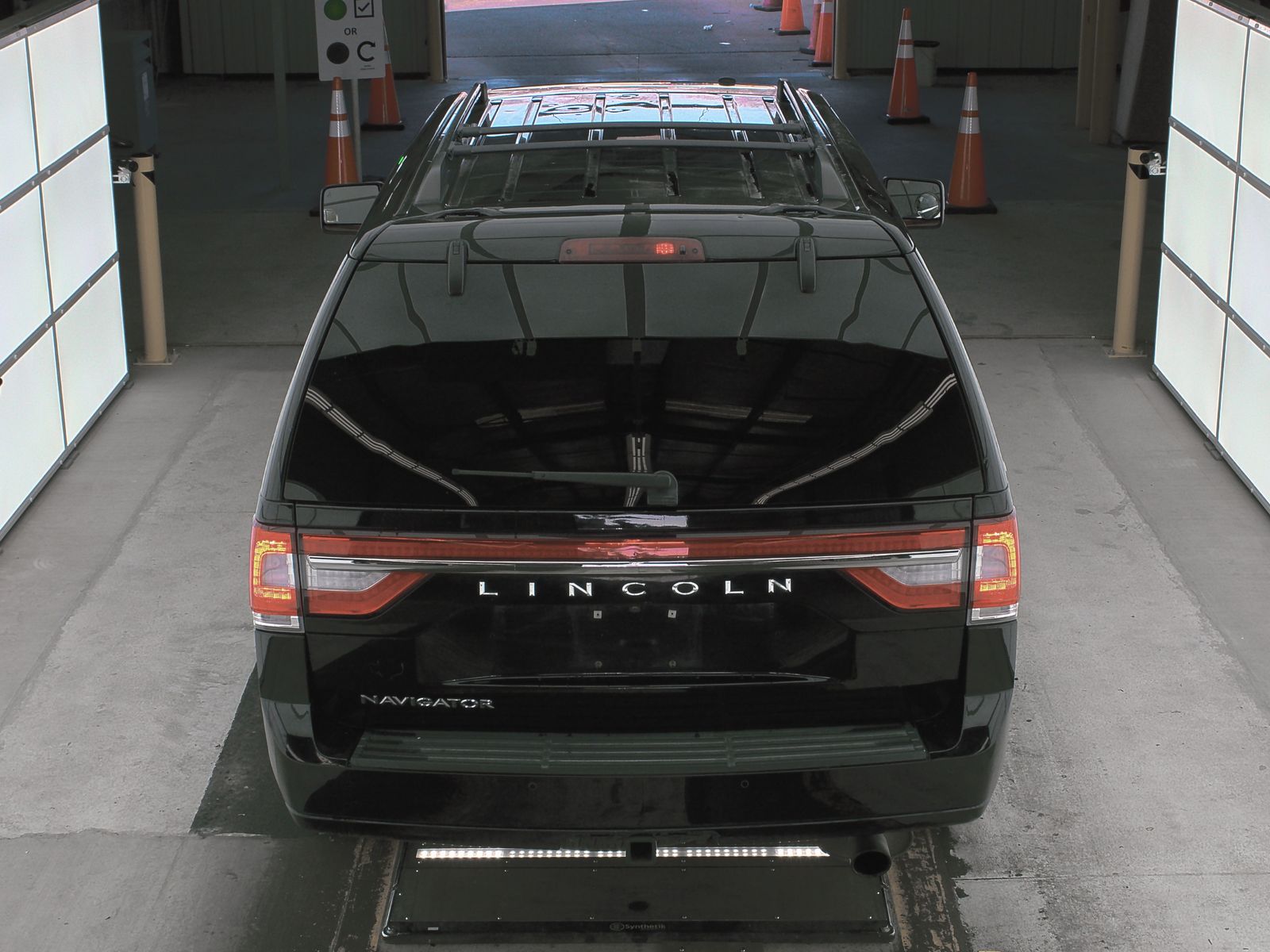 2017 Lincoln Navigator SELECT AWD