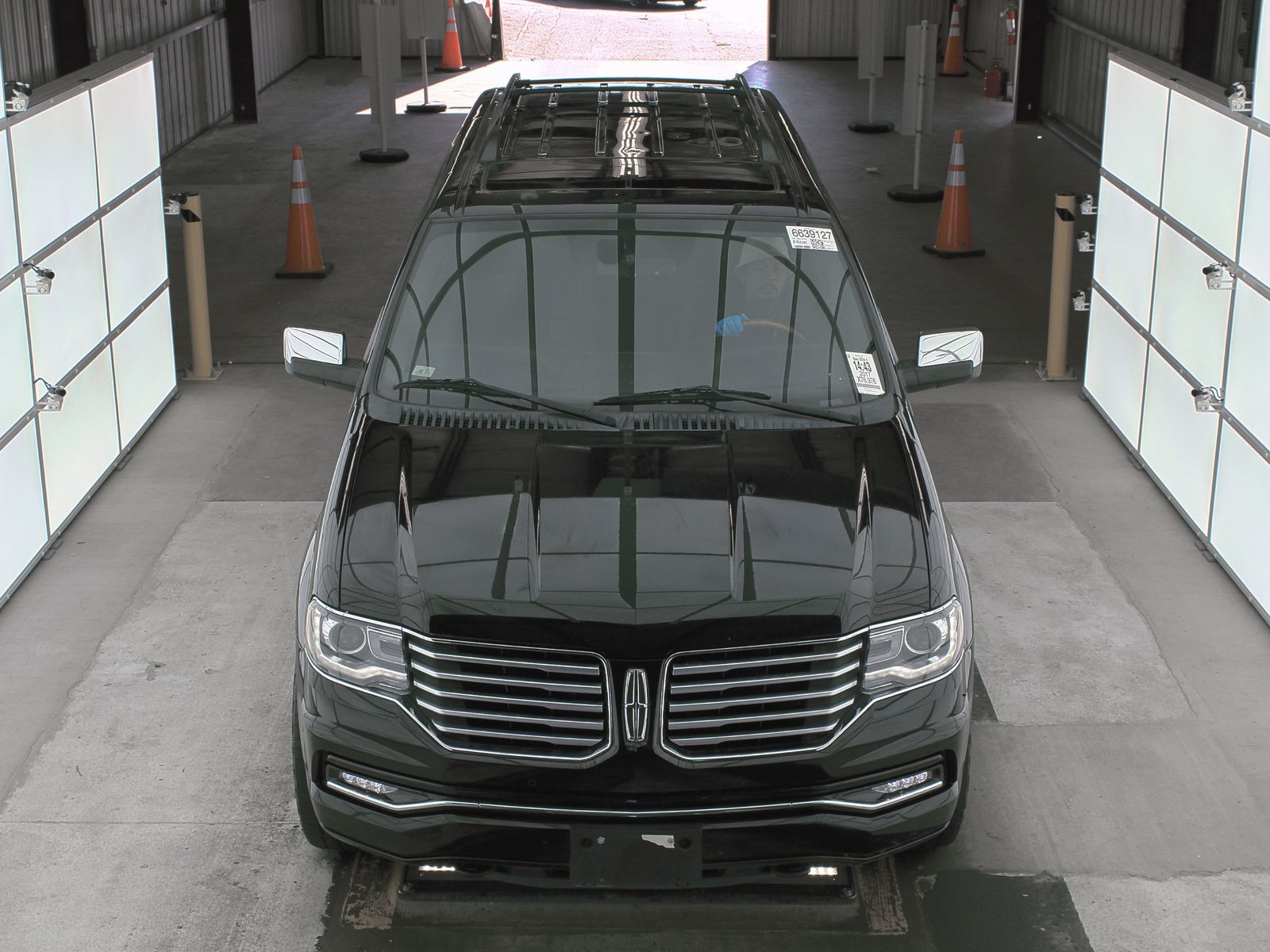 2017 Lincoln Navigator SELECT AWD