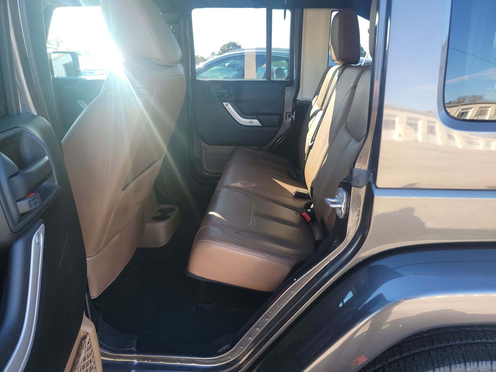 2017 Jeep Wrangler Sahara AWD