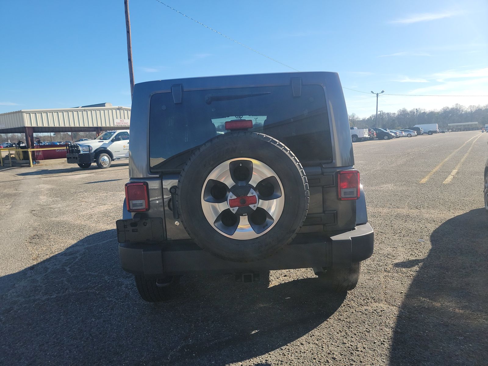 2017 Jeep Wrangler Sahara AWD