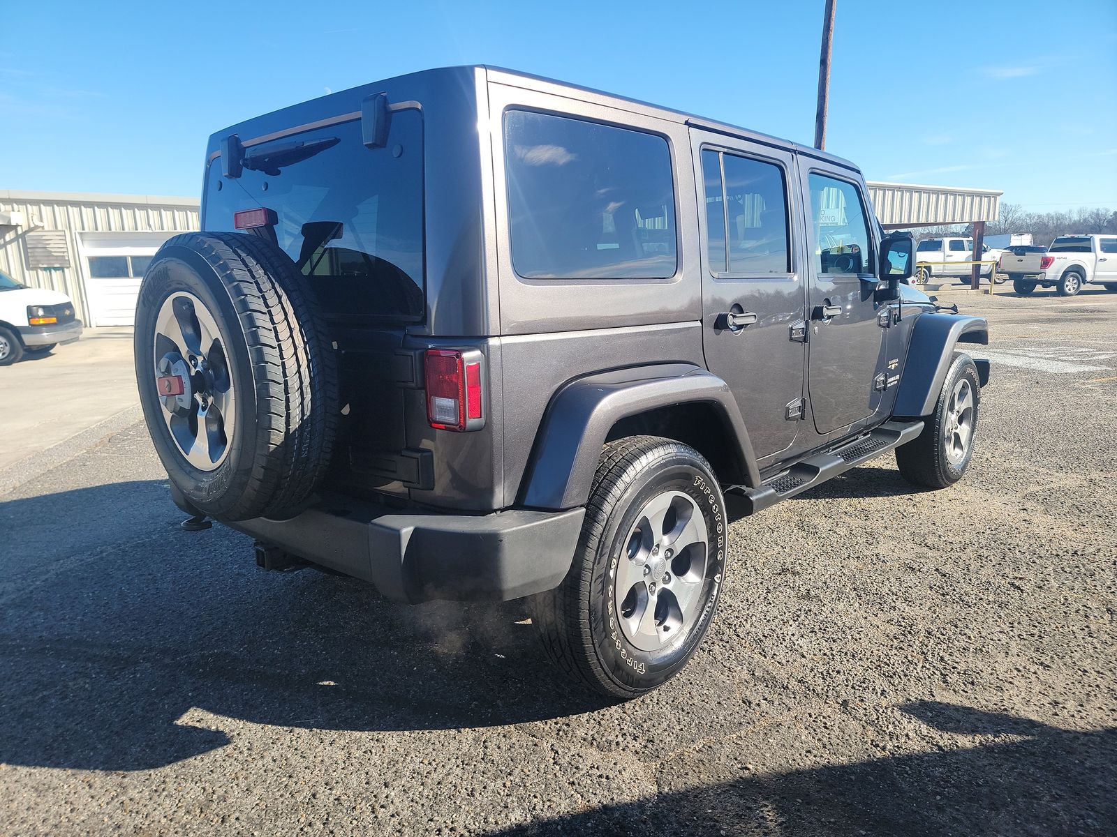 2017 Jeep Wrangler Sahara AWD