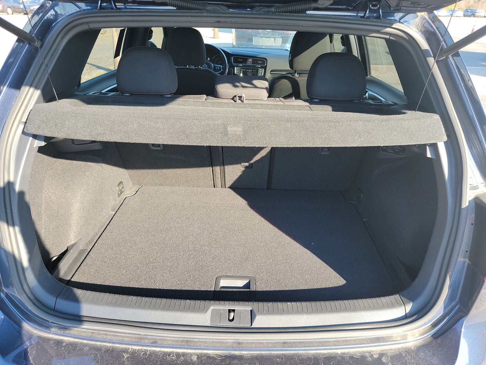 2015 Volkswagen Golf S FWD