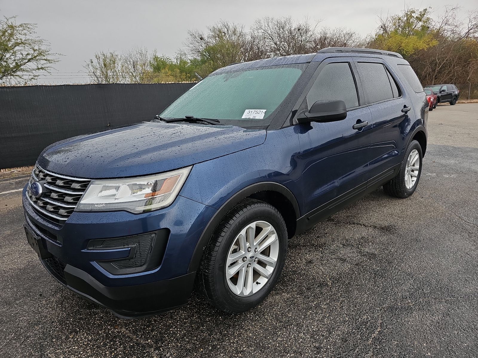 2017 Ford Explorer BASE FWD