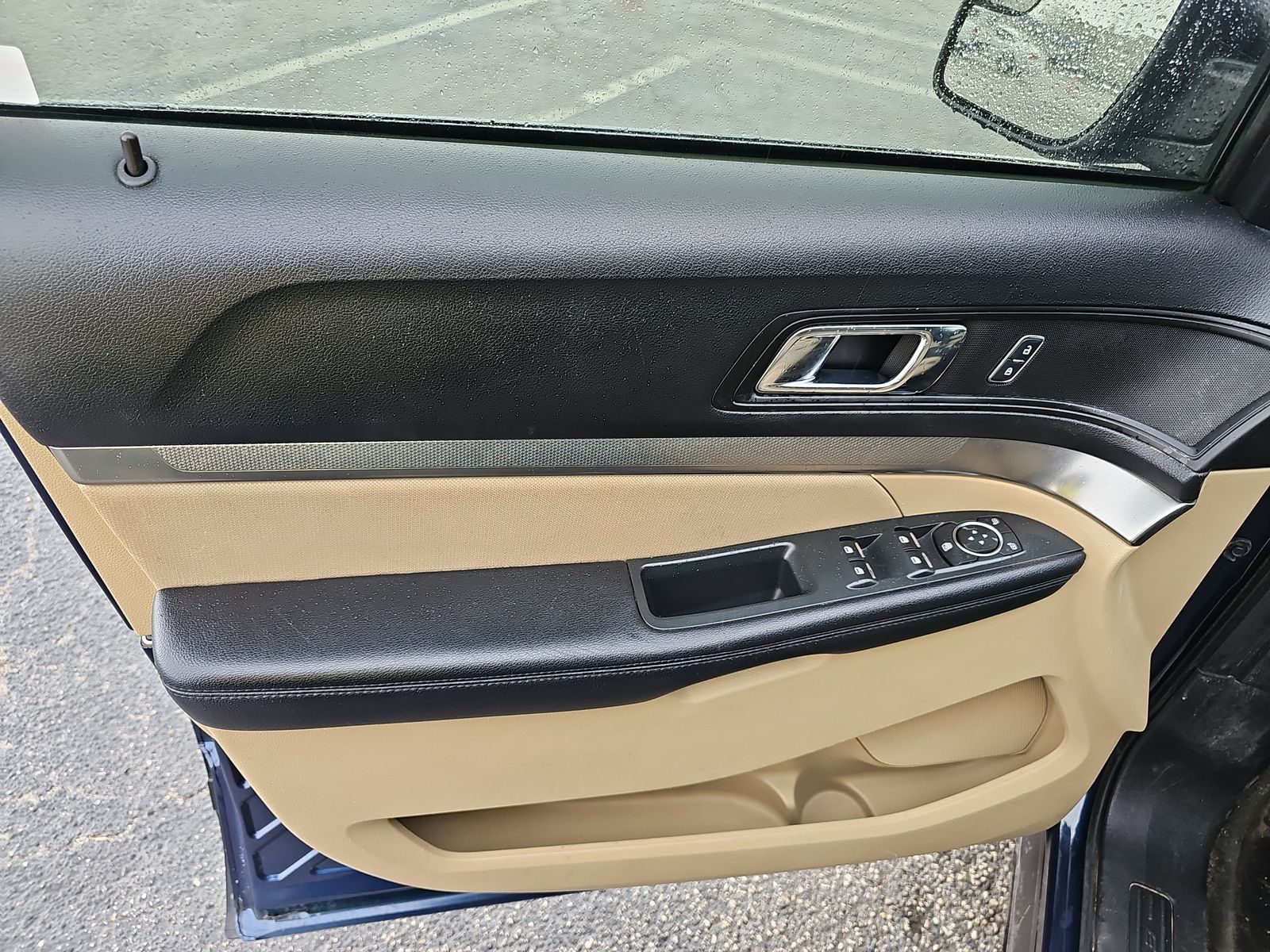 2017 Ford Explorer BASE FWD