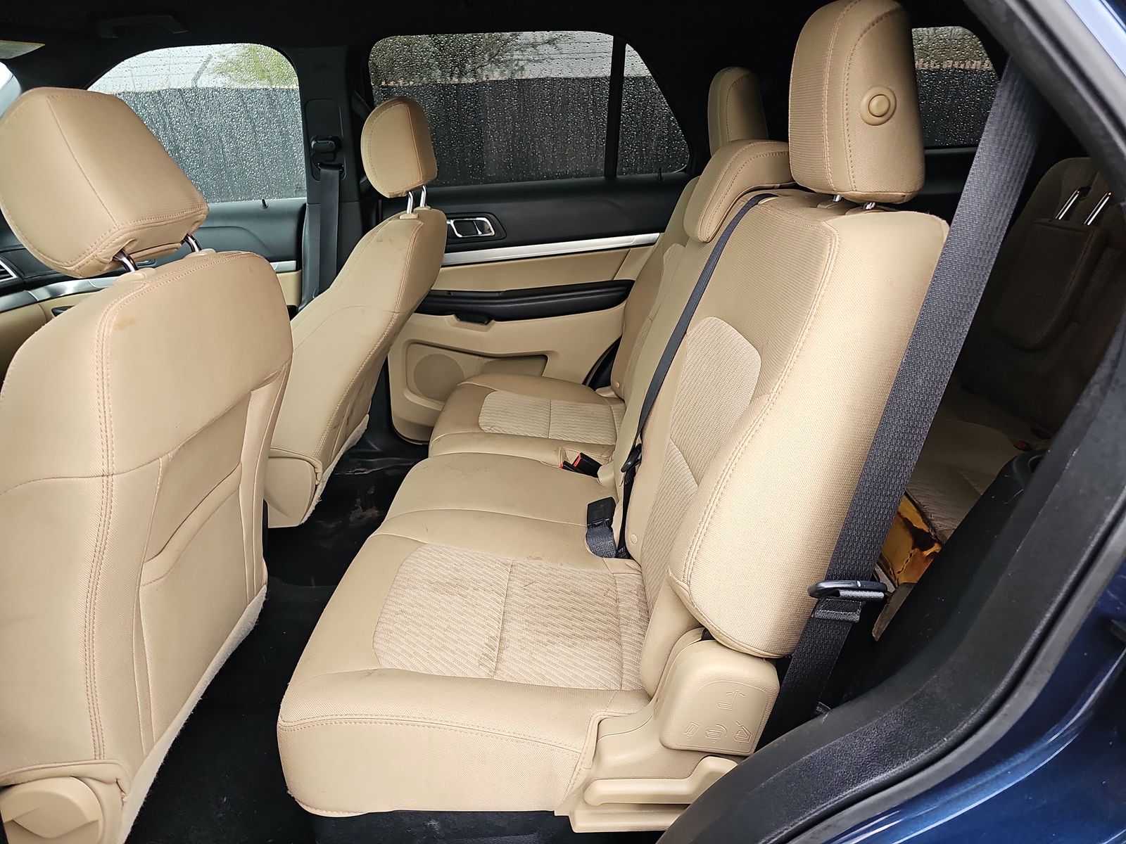 2017 Ford Explorer BASE FWD