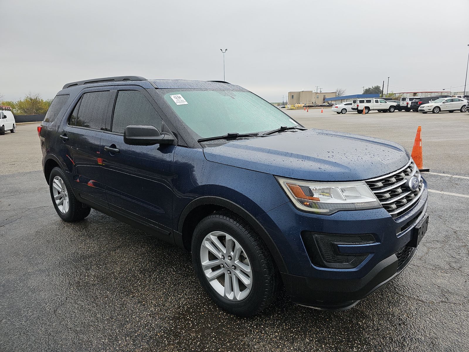 2017 Ford Explorer BASE FWD