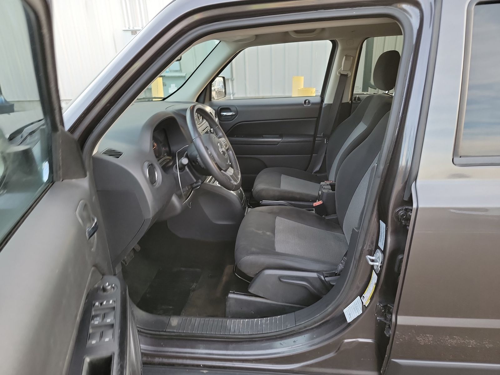 2017 Jeep Patriot LATITUDE FWD