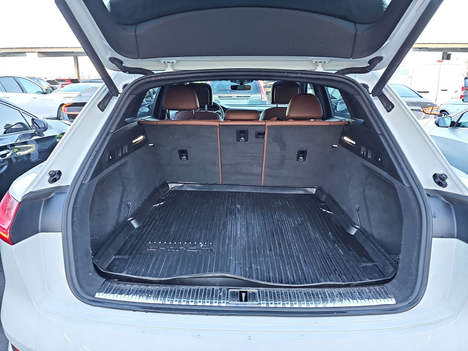 2019 Audi e-tron PRESTIGE AWD
