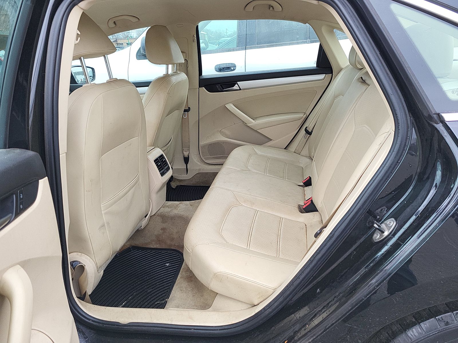 2013 Volkswagen Passat 2.5L SE FWD