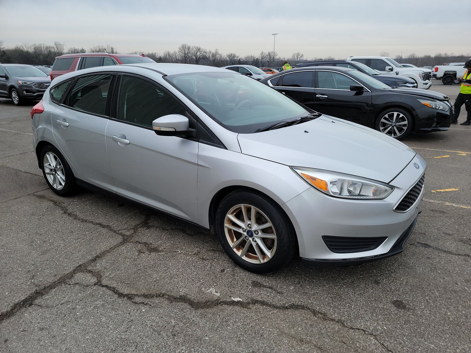2016 Ford Focus SE FWD