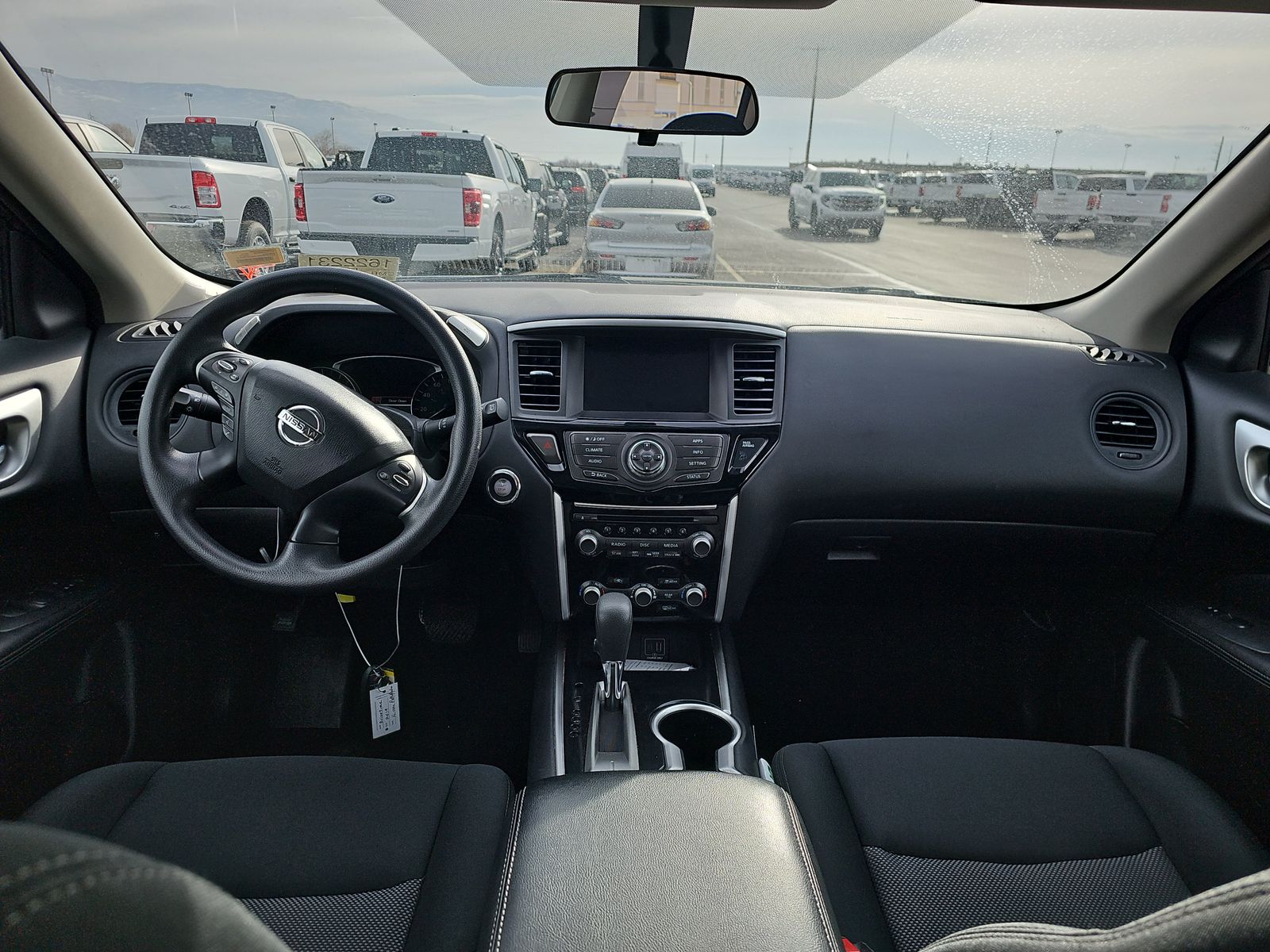 2019 Nissan Pathfinder S FWD