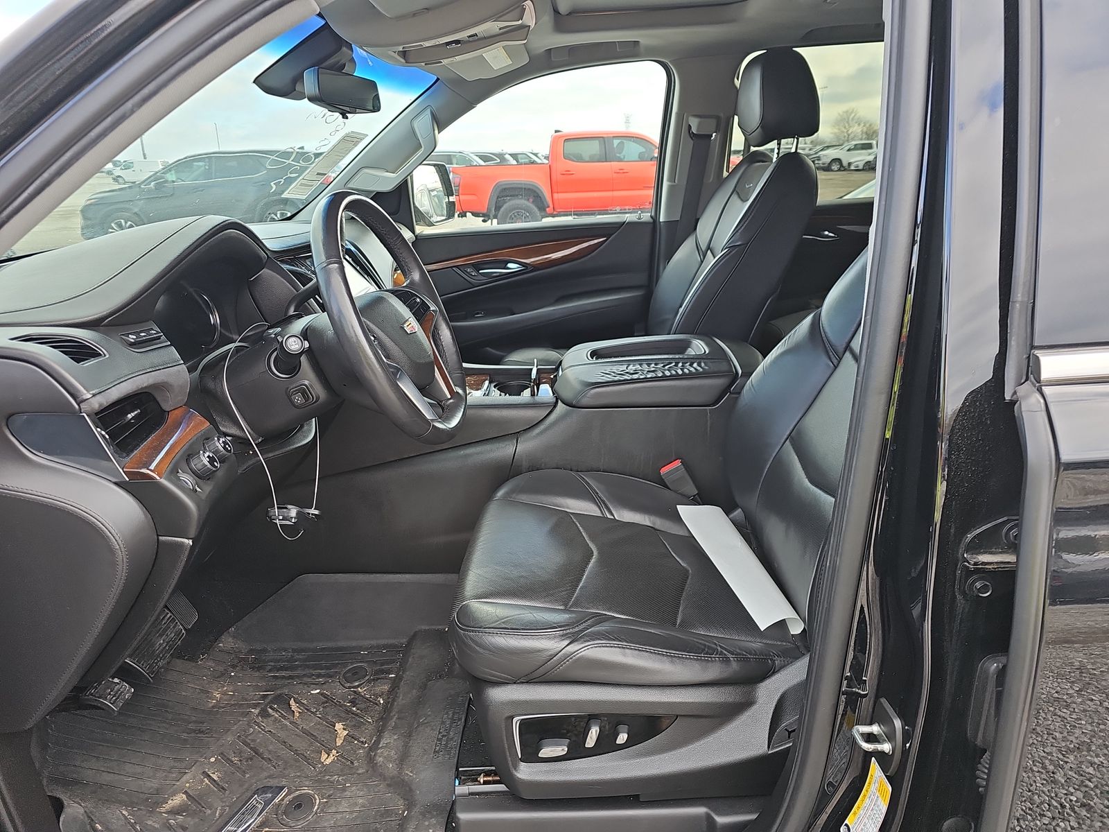 2018 Cadillac Escalade ESV LUXURY AWD